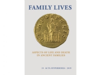 Family Lives | Kristine Bøggild Johannsen & Jane Hjarl Petersen | Språk: Engelsk
