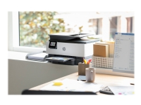 HP Officejet Pro 9010 All-in-One - Multifunksjonsskriver - farge - ink-jet - Legal (216 x 356 mm) (original) - A4/Legal (medie) - opp til 21 spm (kopiering) - opp til 22 spm (trykking) - 250 ark - USB 2.0, LAN, Wi-Fi(n), USB-vert - HP Instant Ink-kva
