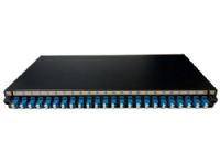 Fiber patchpanel 19 1HE, bestykket med: 24x LC duplex OS2 blå, 48x pigtails, 2x splidsekasette, 48x splidsesøm, farve: sort