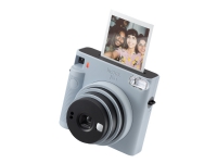 Fujifilm Instax SQUARE SQ1 - Øyeblikkskamera - linse: 65.75 mm - instax SQUARE isbreblå